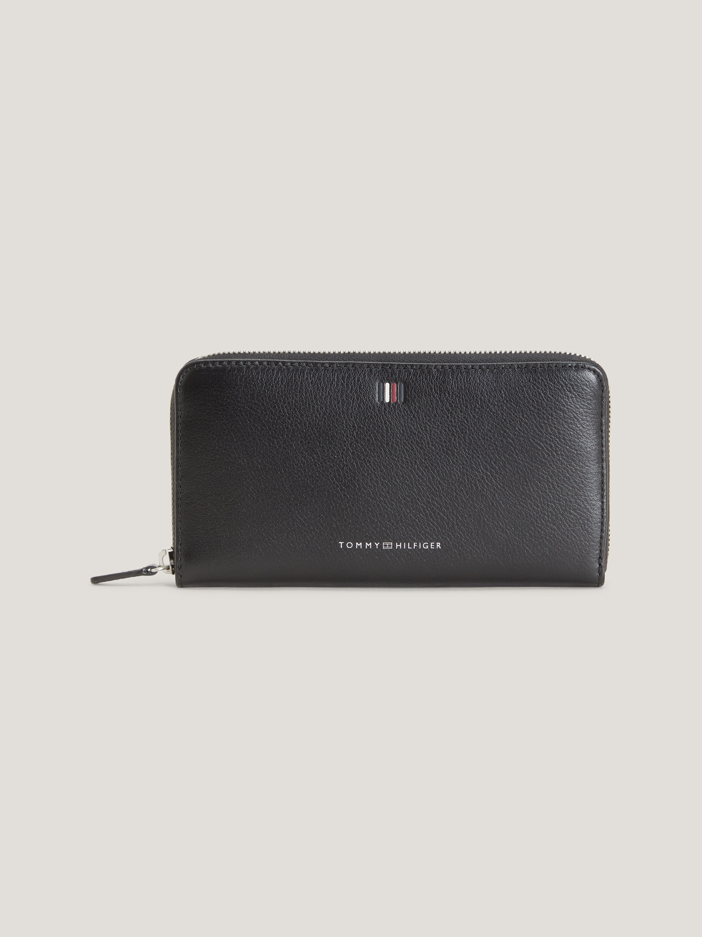 Tommy hilfiger shop long wallet