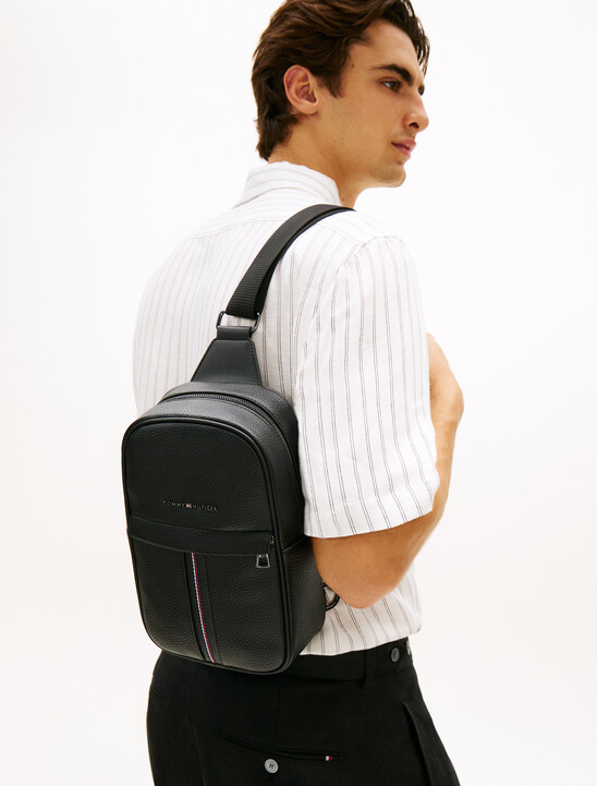 Central Slingpack