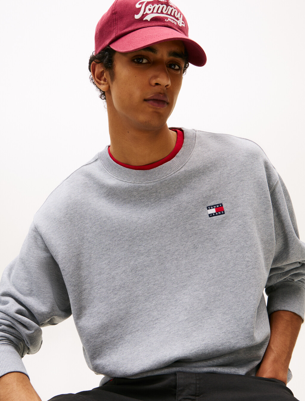 Logo Badge Relaxed Sweatshirt, Grey Htr, hi-res
