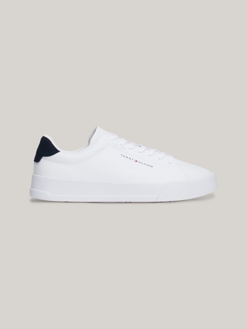 Pebble Grain Logo Court Trainers, White/Desert Sky, hi-res