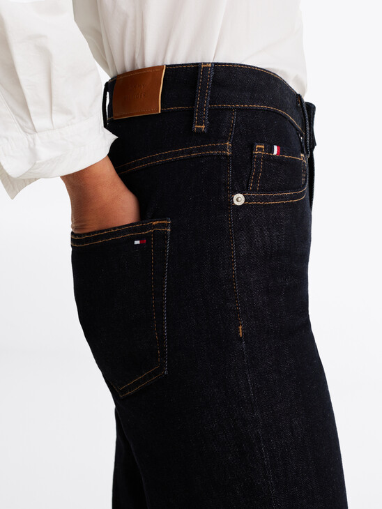 Classic Straight Rinse Wash Jeans