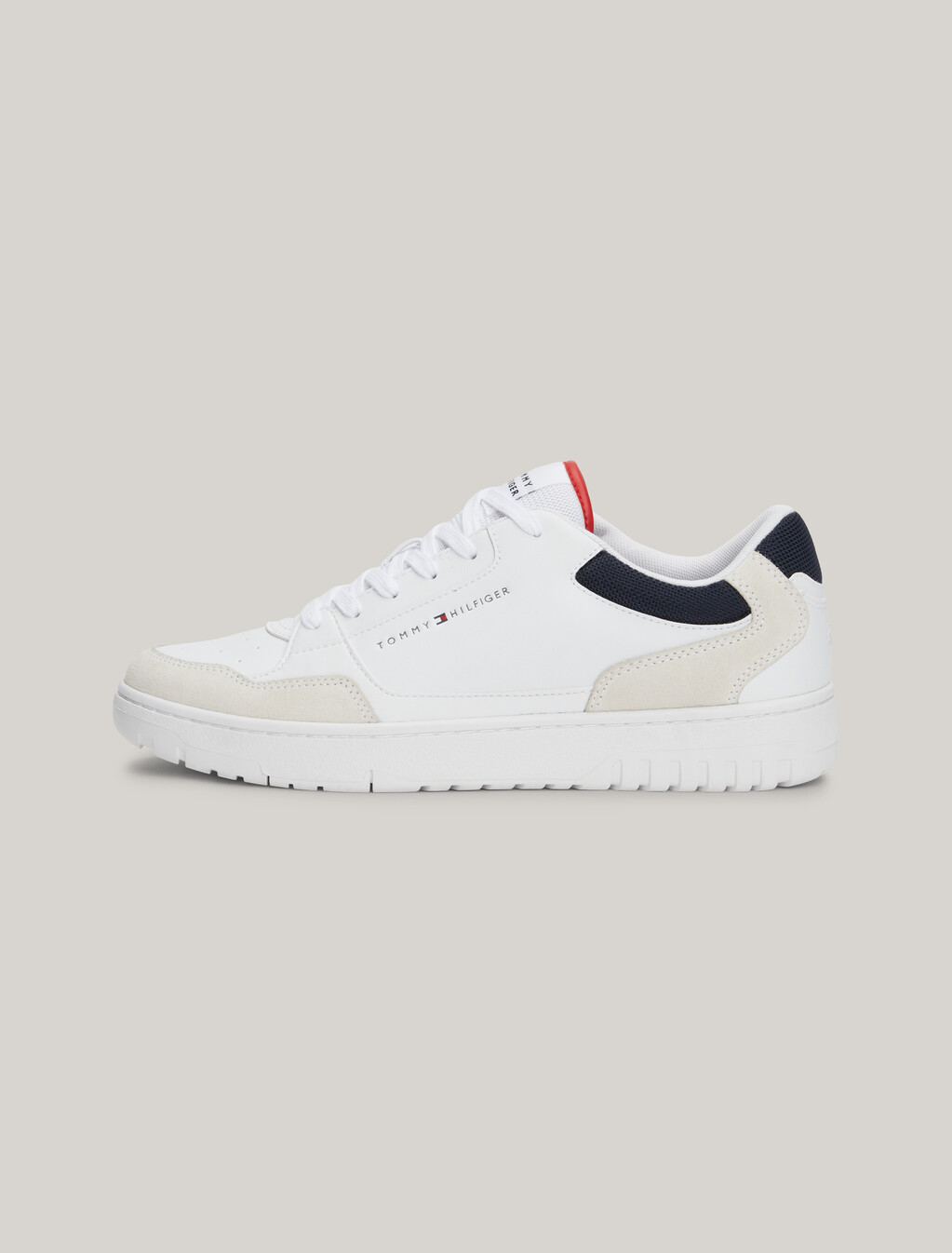 Essential Cleat Leather Basketball Trainers, White, hi-res
