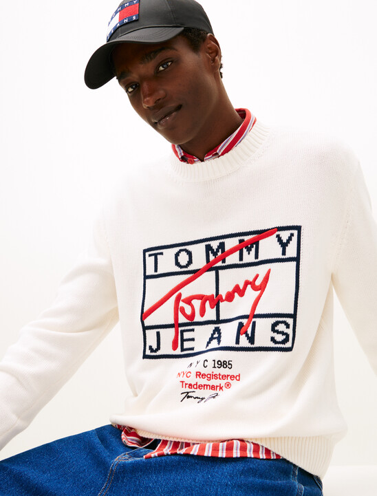 Tommy Flag Signature Sweater