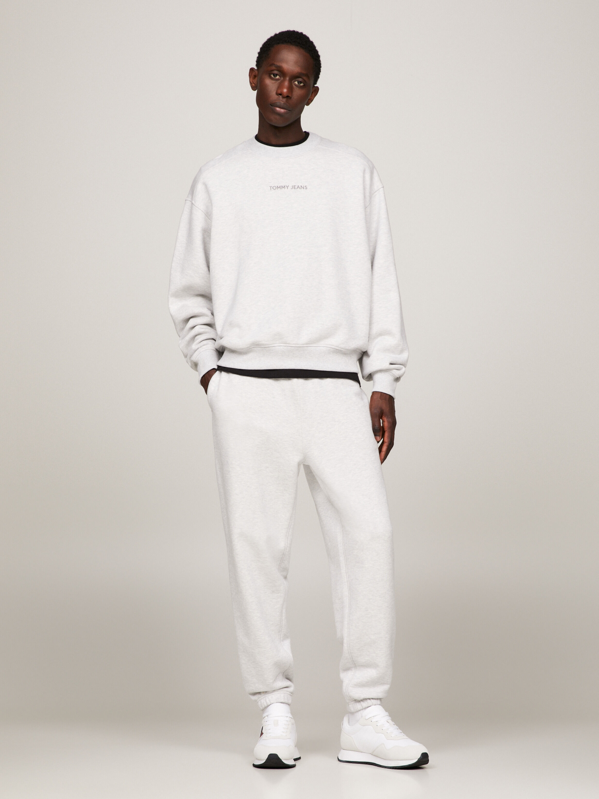 Classics Logo Boxy Fleece Sweatshirt grey Tommy Hilfiger Malaysia