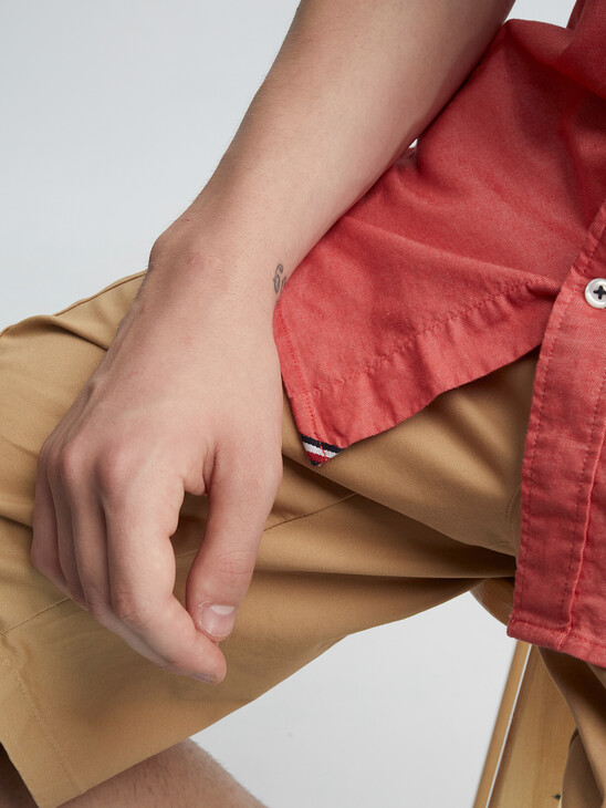 TOMMY HILFIGER FLEX SHORT SLEEVE SHIRT