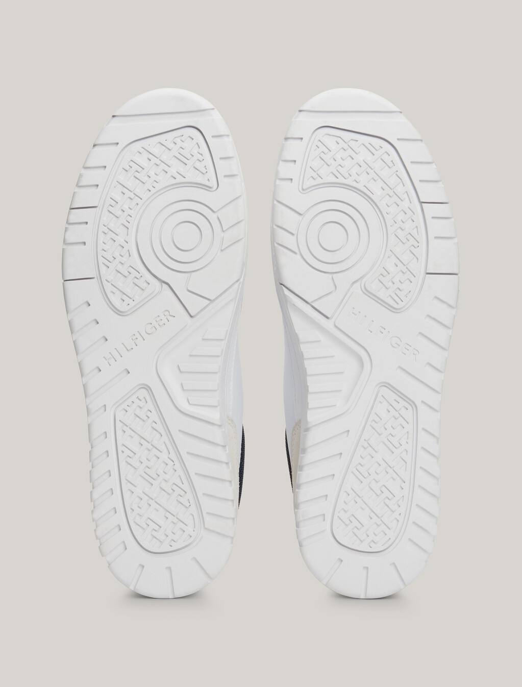 Essential Cleat Leather Basketball Trainers, White, hi-res