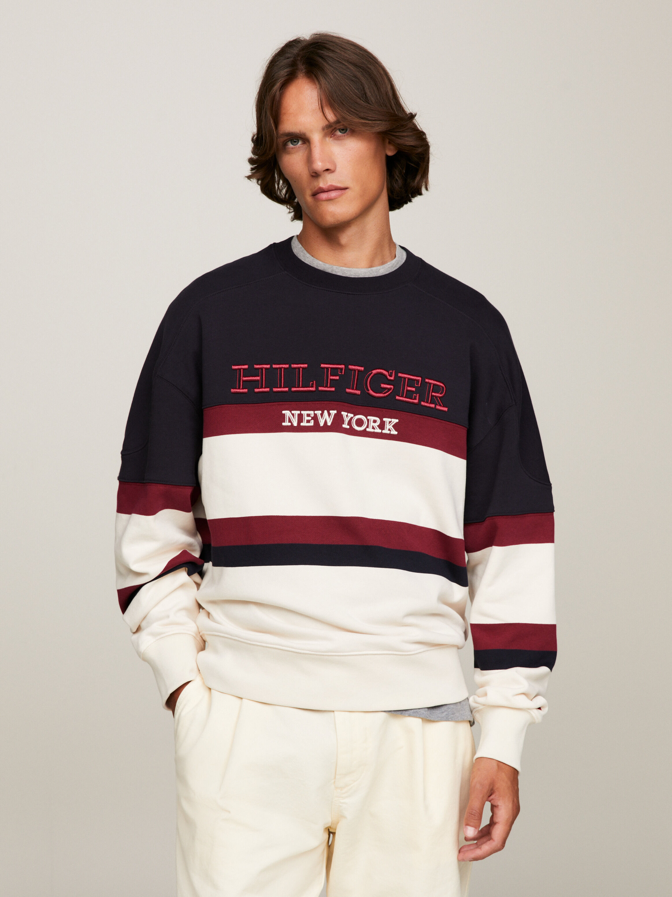 Tommy sweatshirt mens deals