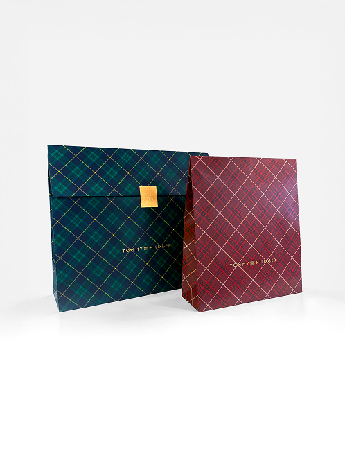 Tommy Hilfiger Complimentary Gift Pouch Service