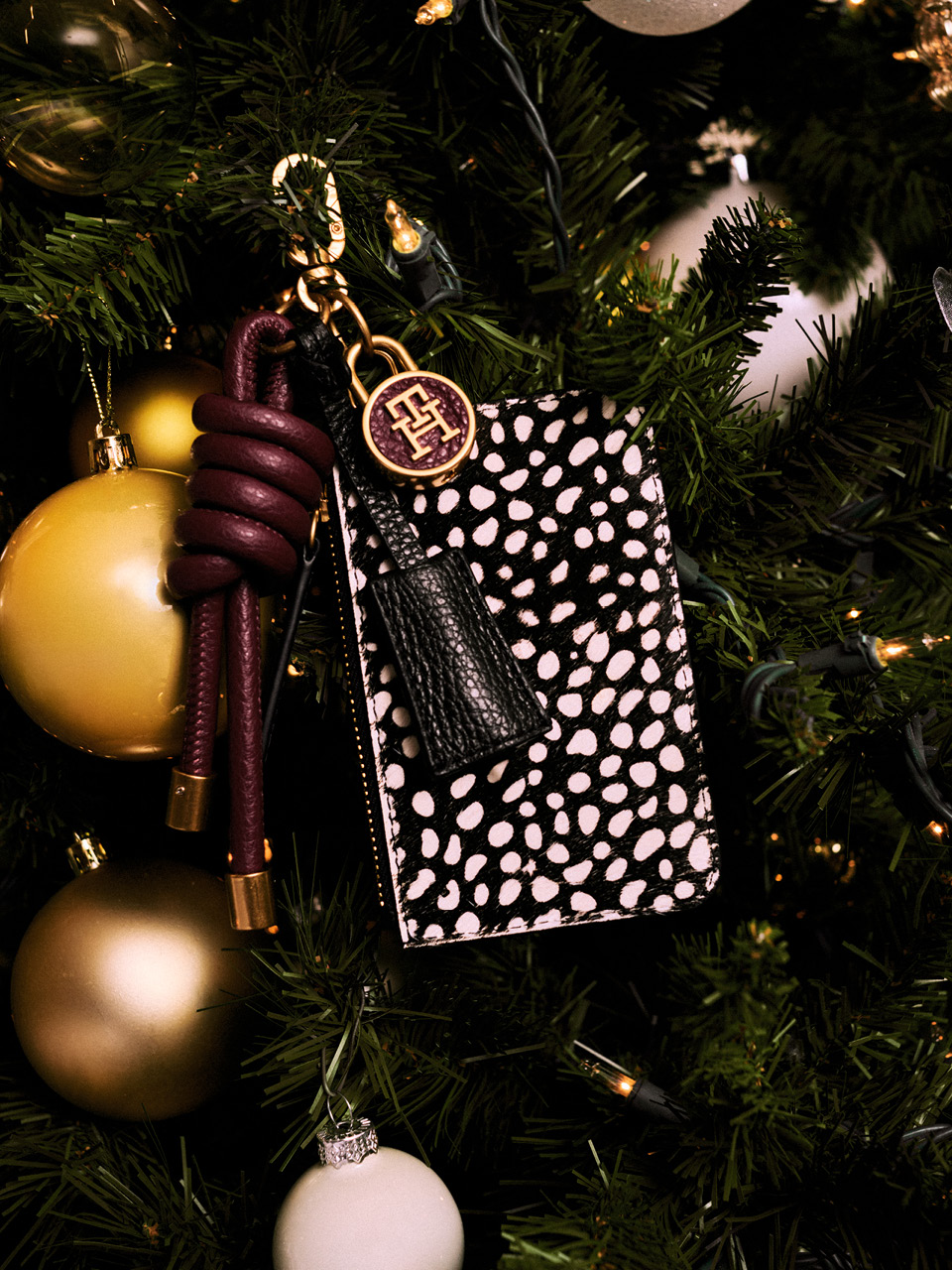 Tommy Hilfiger Women's Wallets