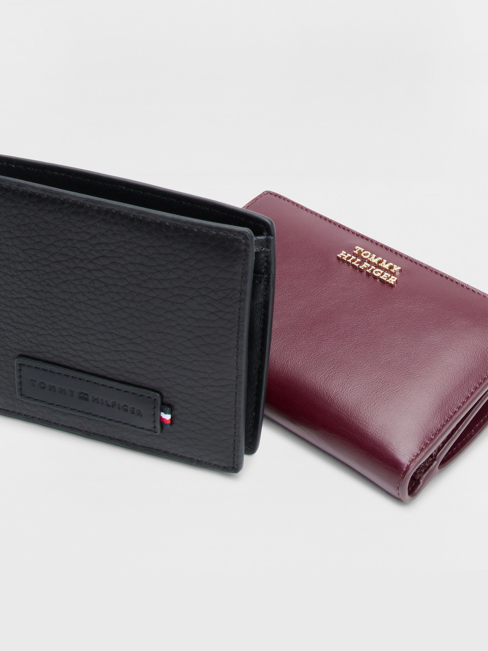 Tommy Hilfiger Women's Wallets