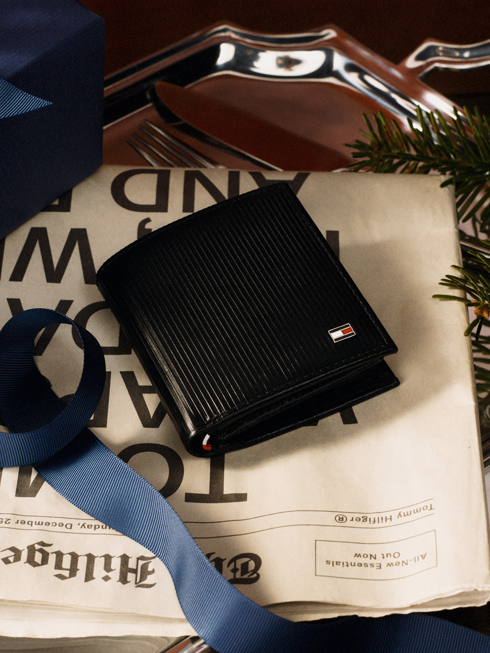 Tommy Hilfiger Men's Wallets